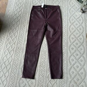 SUMMERS & WINTERS - Ann Taylor Burgundy/Purple Coated Skinny Jeans. Size 12T.